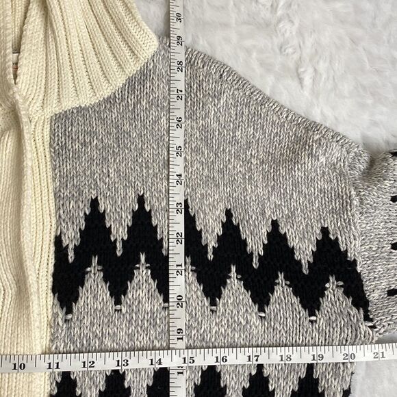 Two by Vince Camuto Jacquard Cozy Cardigan with belt - Picture 10 of 10